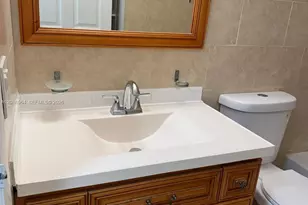 7210 Southgate Blvd, Tamarac, FL 33321 - Photo 15