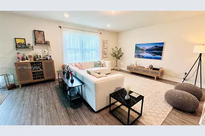3117 Buttonwood Ct, Lauderdale Lakes, FL 33311 - Photo 9