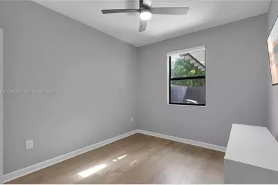 11671 SW 150th Pl, Miami, FL 33196 - Photo 23