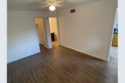 8739 NW 39th St #8739, Sunrise, FL 33351 - Photo 19