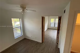 8739 NW 39th St, Sunrise, FL 33351 - Photo 13