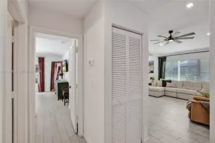 20831 NW 22nd Ct, Pembroke Pines, FL 33029 - Photo 13