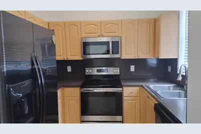 7965 W 33rd Ln #7965, Hialeah, FL 33018 - Photo 3