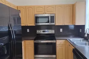 7965 W 33rd Ln, Hialeah, FL 33018 - Photo 3