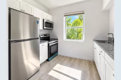 926 79th Ter #8, Miami Beach, FL 33141 - Photo 13