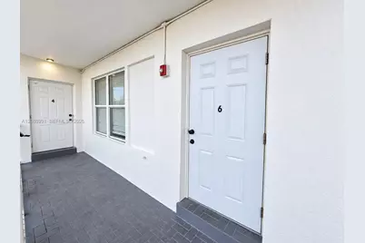 926 79th Ter #8, Miami Beach, FL 33141 - Photo 17