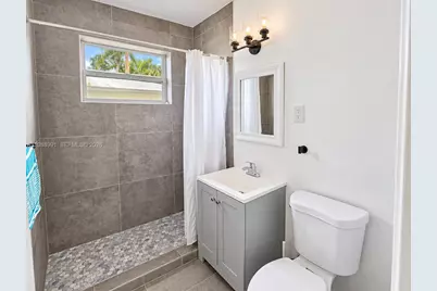 926 79th Ter #8, Miami Beach, FL 33141 - Photo 3