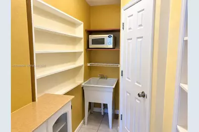 1801 NE 51st Ct, Pompano Beach, FL 33064 - Photo 5