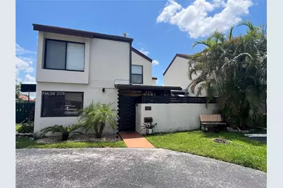 447 NW 98th Ct, Miami, FL 33172 - Photo 1