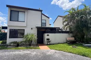 447 NW 98th Ct, Miami, FL 33172 - Photo 1