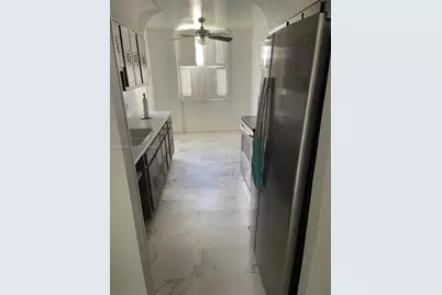 4200 Hillcrest Dr #401, Hollywood, FL 33021 - Photo 9
