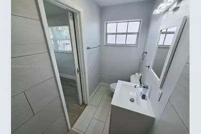 2500 NE 19th Ave #1, Lighthouse Point, FL 33064 - Photo 15