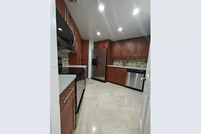 825 Brickell Bay Dr #651, Miami, FL 33131 - Photo 5