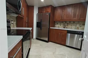 825 Brickell Bay Dr, Miami, FL 33131 - Photo 5