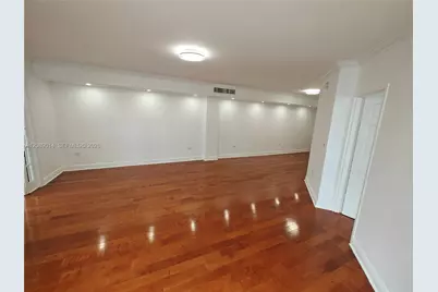 825 Brickell Bay Dr #651, Miami, FL 33131 - Photo 15
