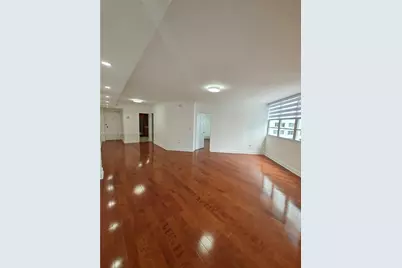 825 Brickell Bay Dr #651, Miami, FL 33131 - Photo 23