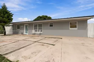 20505 NW 45th Ave, Miami Gardens, FL 33055 - Photo 5