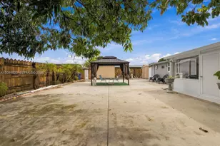 20505 NW 45th Ave, Miami Gardens, FL 33055 - Photo 43