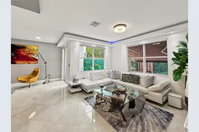 11423 NW 69th Ter, Doral, FL 33178 - Photo 7
