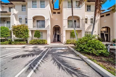 11603 NW 89th St #213, Doral, FL 33178 - Photo 1