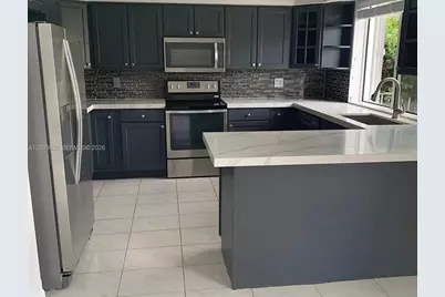 10000 NW 4th St, Plantation, FL 33324 - Photo 1