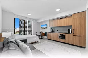 121 NE 5th St, Miami, FL 33132 - Photo 1