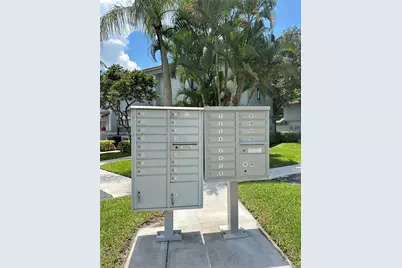 9865 Riverside Dr #9-32, Coral Springs, FL 33071 - Photo 23