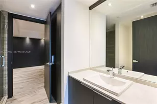 1010 Brickell Ave, Miami, FL 33131 - Photo 15