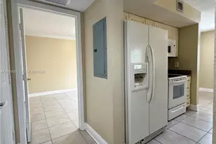 20930 SW 87th Ave, Cutler Bay, FL 33189 - Photo 17