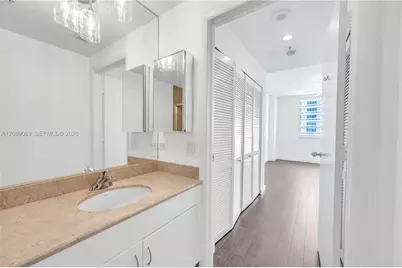 801 Brickell Key Blvd #2208, Miami, FL 33131 - Photo 13