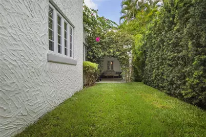 1507 Columbus Blvd, Coral Gables, FL 33134 - Photo 35