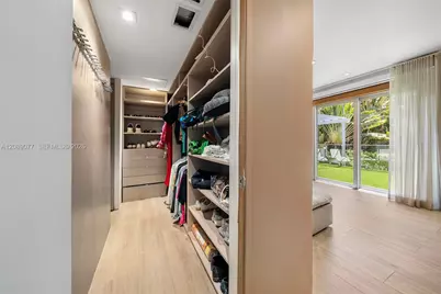 110 Venetian Way (Rivo Alto), Miami Beach, FL 33139 - Photo 31