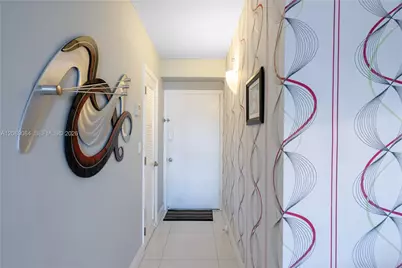 16900 NE 14th Ave #201, North Miami Beach, FL 33162 - Photo 11