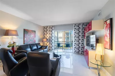 16900 NE 14th Ave #201, North Miami Beach, FL 33162 - Photo 3