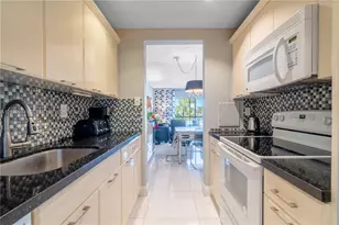16900 NE 14th Ave, North Miami Beach, FL 33162 - Photo 13