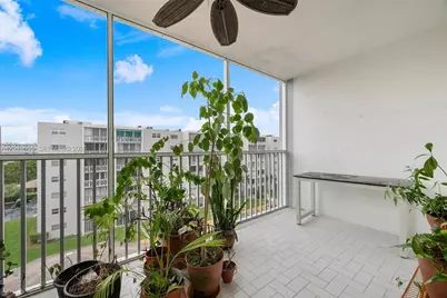 500 NE 12th Ave #601, Hallandale Beach, FL 33009 - Photo 21