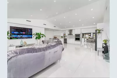 2410 SW 99th Ave, Miami, FL 33165 - Photo 3
