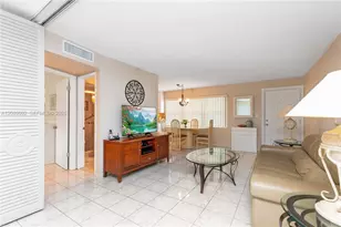 3131 S Ocean Dr, Hallandale Beach, FL 33009 - Photo 11