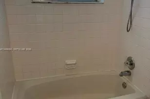 1811 Sabal Palm Dr, Davie, FL 33324 - Photo 23