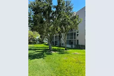 1811 Sabal Palm Dr #204, Davie, FL 33324 - Photo 31
