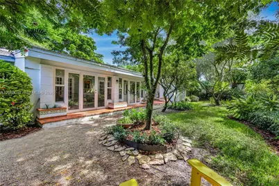 1530 Garcia Ave, Coral Gables, FL 33146 - Photo 25
