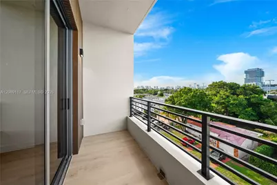 215 SE 4th St #406, Hallandale Beach, FL 33009 - Photo 23