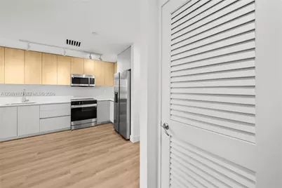 215 SE 4th St #406, Hallandale Beach, FL 33009 - Photo 19