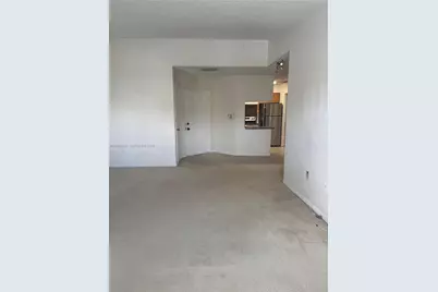 17440 NW 67th Ct #L-15, Hialeah, FL 33015 - Photo 5