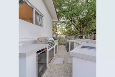 1321 NW 52nd St, Miami, FL 33142 - Photo 7