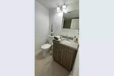 10111 W Sunrise Blvd #103, Plantation, FL 33322 - Photo 13
