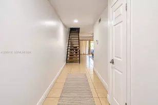 15528 Braemar Ct, Miami Lakes, FL 33014 - Photo 17