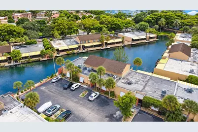 15528 Braemar Ct, Miami Lakes, FL 33014 - Photo 29