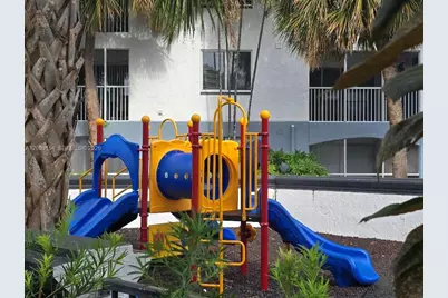 4555 NW 99th Ave #102, Doral, FL 33178 - Photo 43
