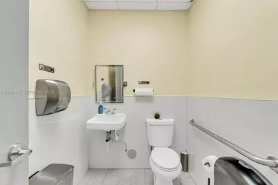 6220 SW 8St, Miami, FL 33144 - Photo 21